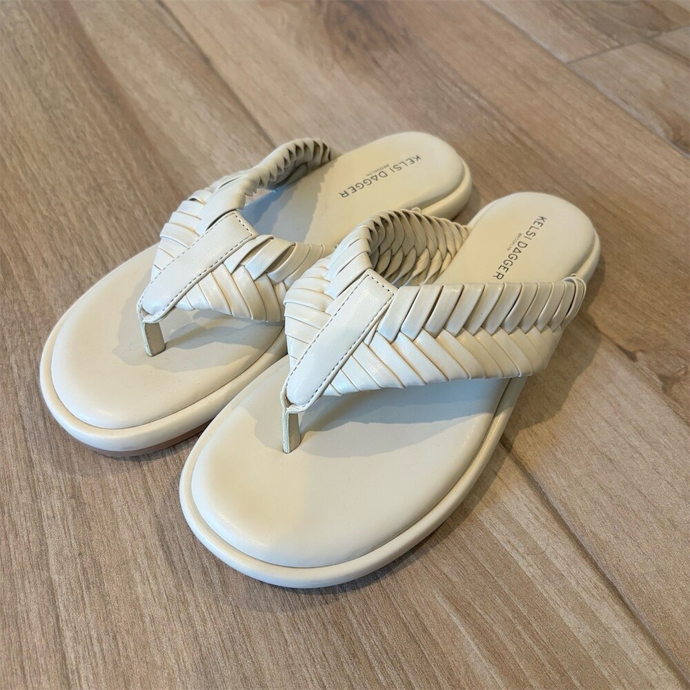 Kelsi Dagger Brooklyn Tidal Thong Sandals Womens Size 8 Ivory Braided